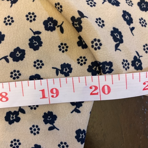 Vintage-Inspired Floral Button-Front Midi Dress - Size L 🔹 - Picture 8 of 11